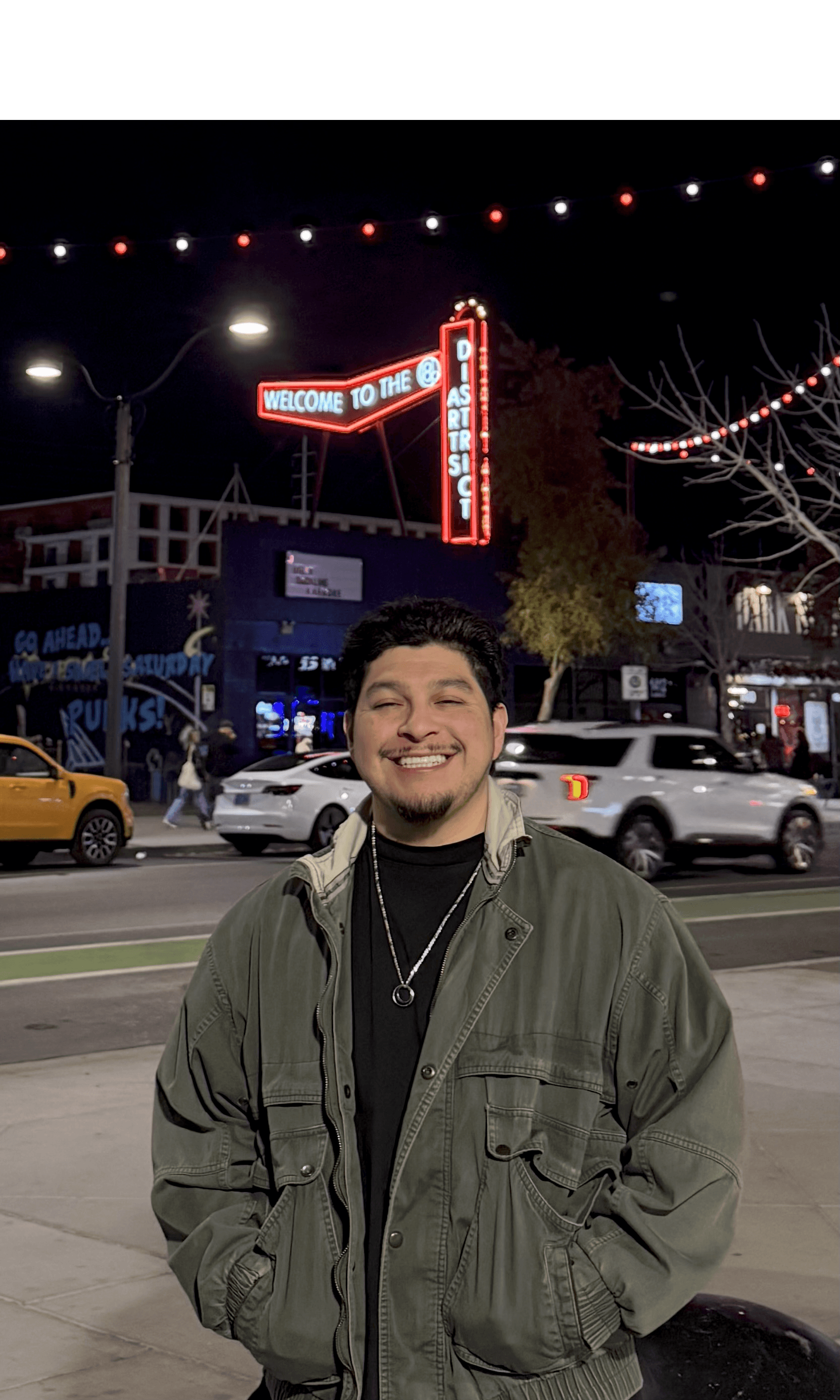 Victor Sarmiento headshot